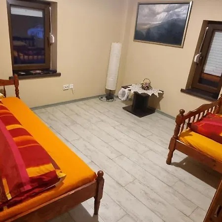 Old Stead Vakantiehuis Kŭrdzhali